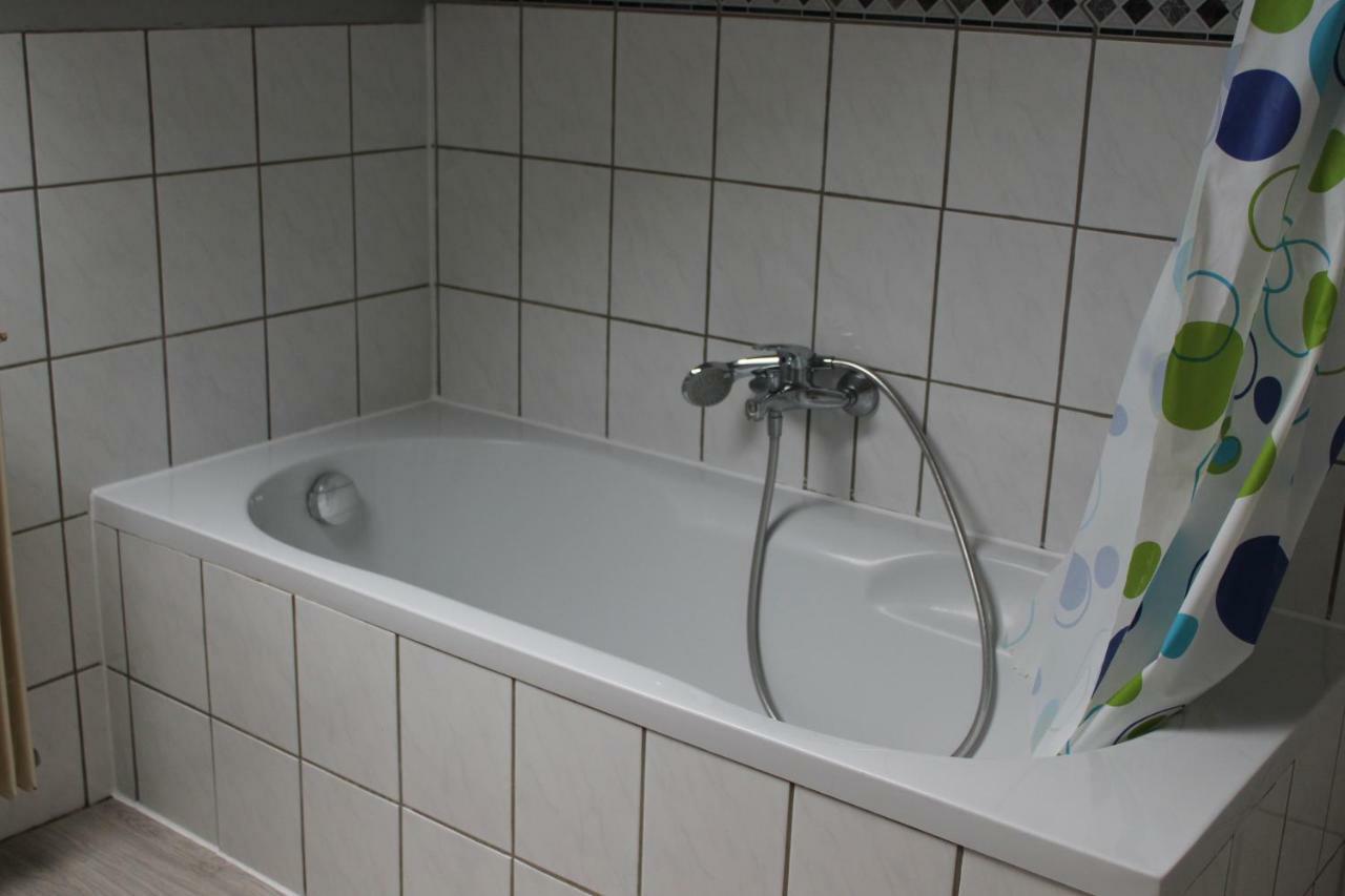 Gasthof Roessle Ochsenwang Bissingen an der Teck Zewnętrze zdjęcie