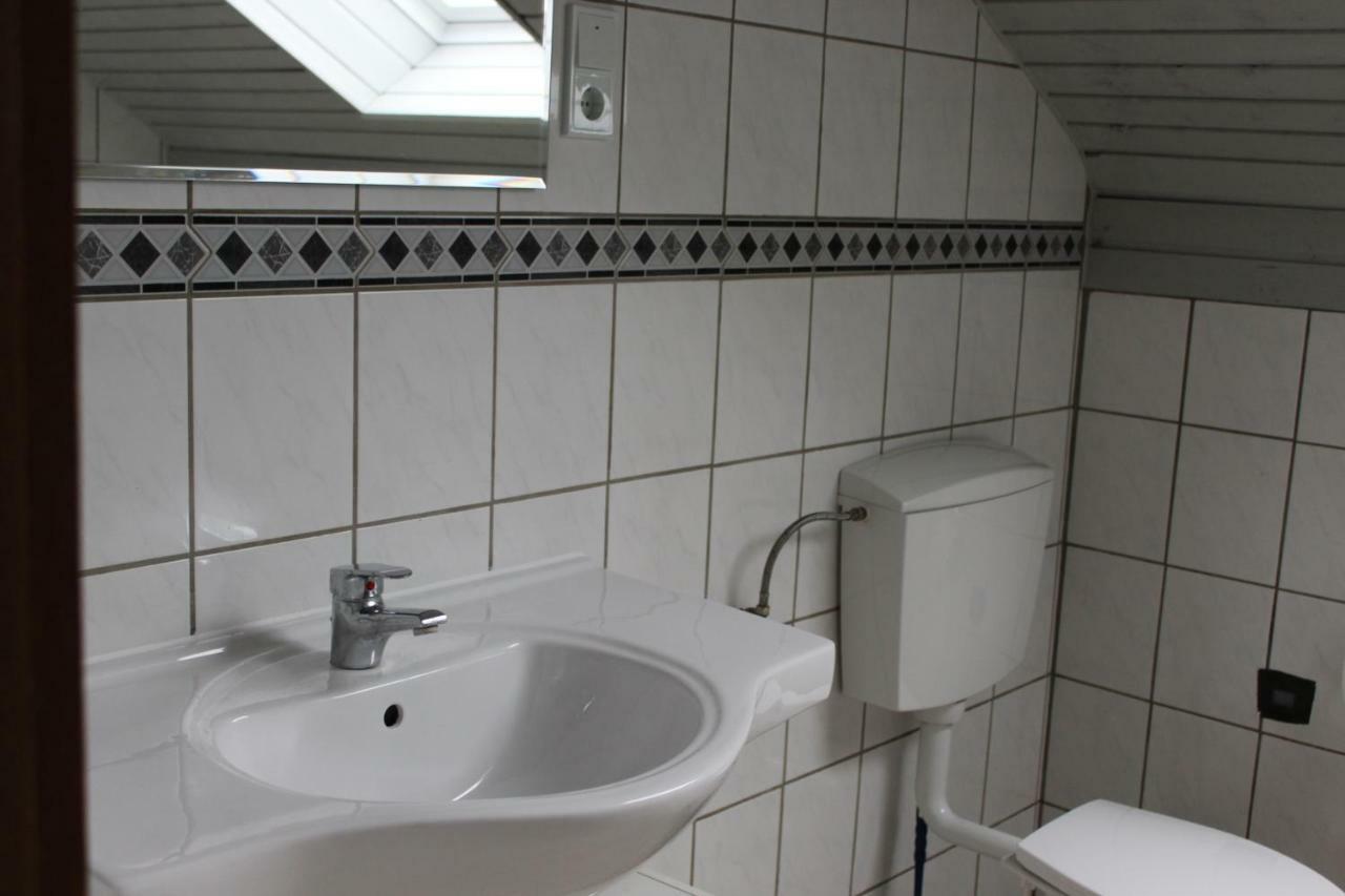Gasthof Roessle Ochsenwang Bissingen an der Teck Zewnętrze zdjęcie